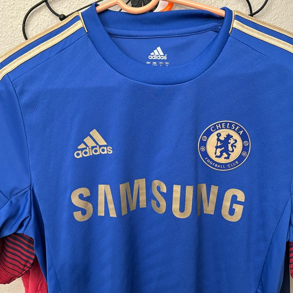 Adidas Chelsea FC 2012/13 Home Jersey.
